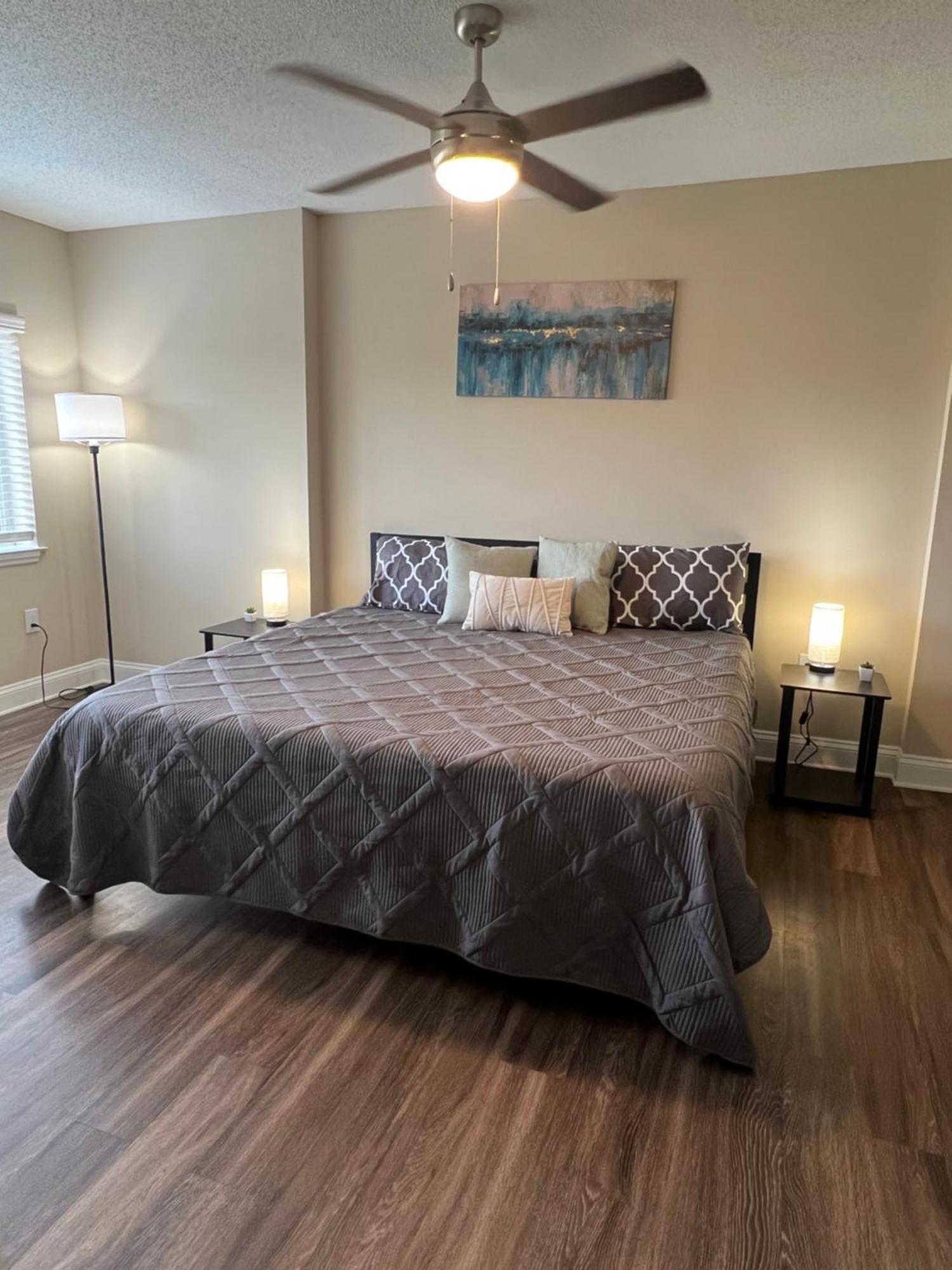 Spacious 2 Bed, 2 Bath Uptown Gem In The Heart Of The City-Parking-Wi-Fi-Balcony Cgv Charlotte Esterno foto